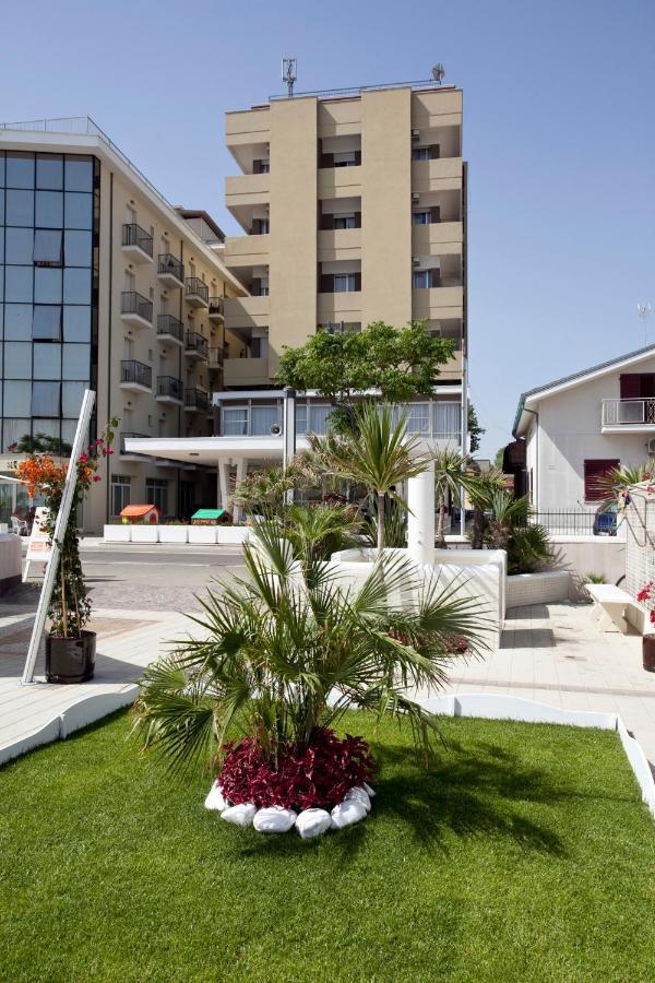Hotel President Bellaria-Igea Marina Esterno foto