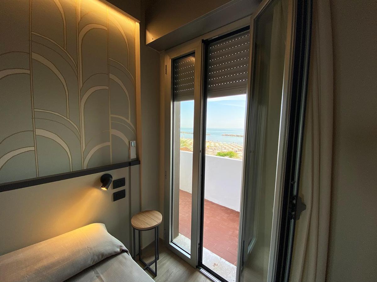 Hotel President Bellaria-Igea Marina Esterno foto